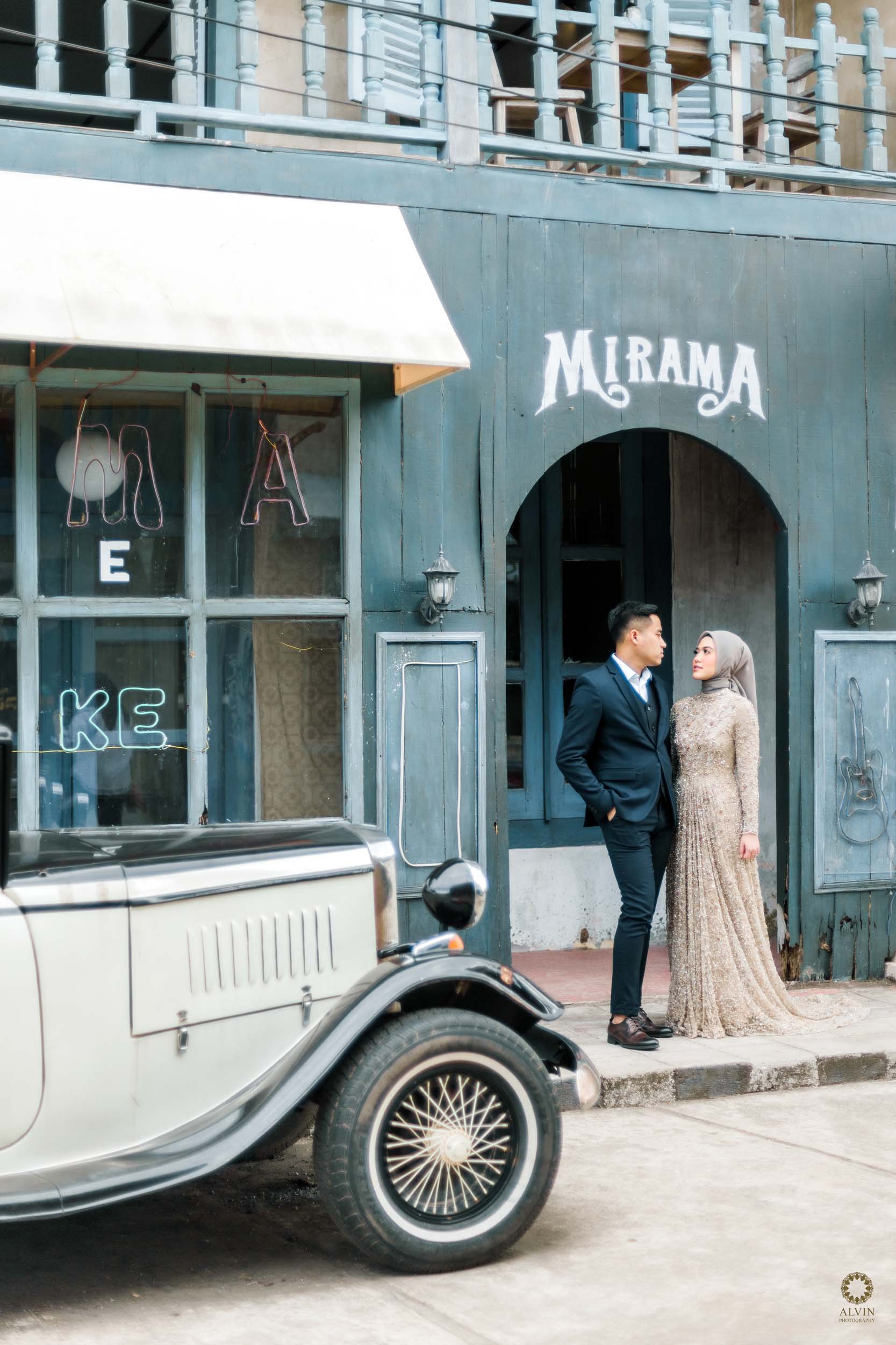 Hani-Bagus IMG_5701 HILANGKAN TULISAN KARAOKE